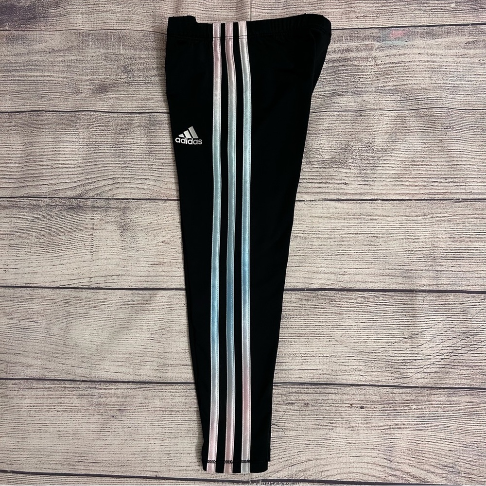 Adidas leggings size 5